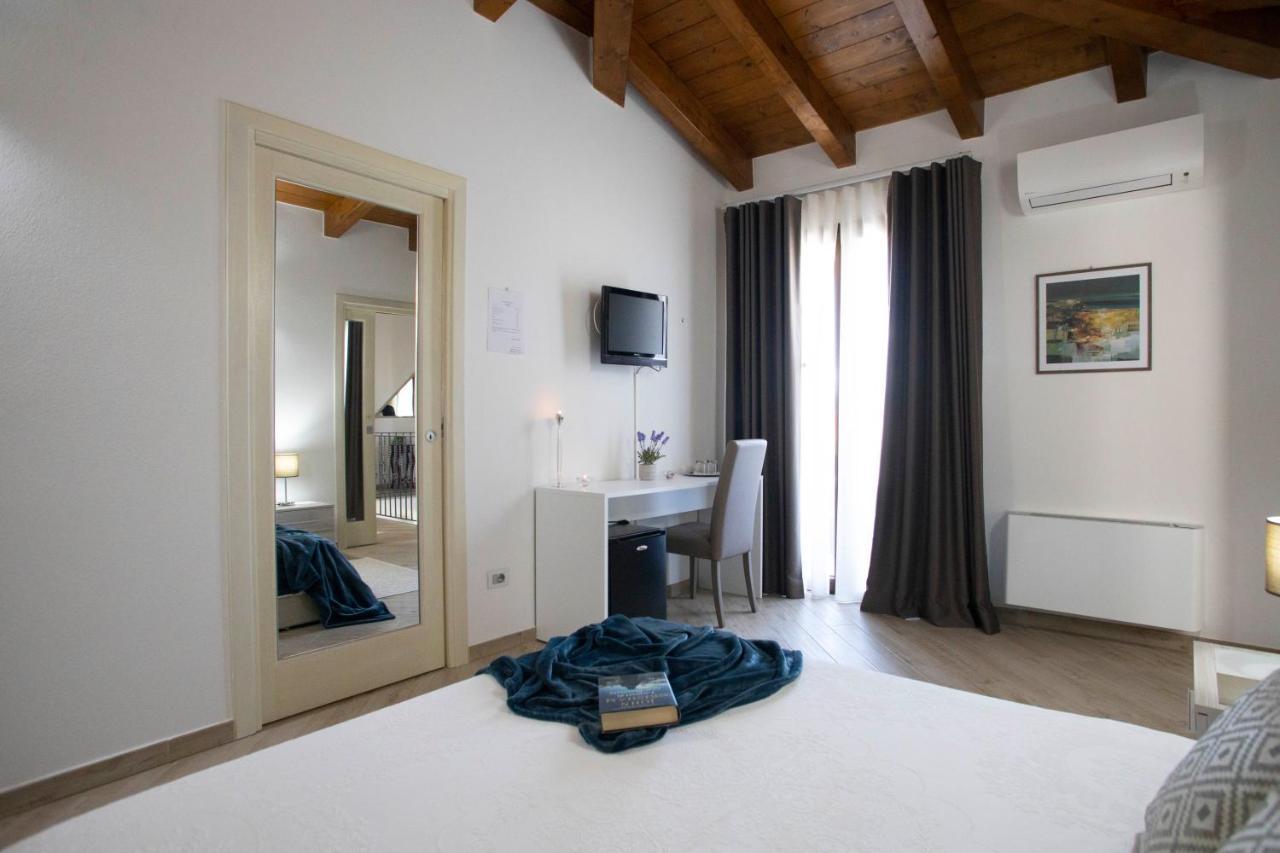 Irilor Luxury B&B Валледория Экстерьер фото