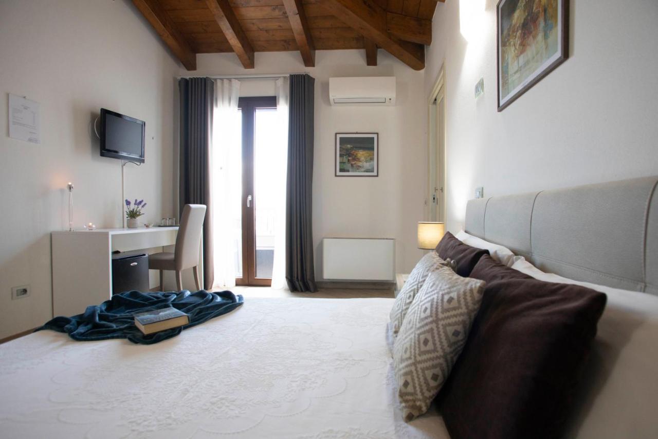 Irilor Luxury B&B Валледория Экстерьер фото